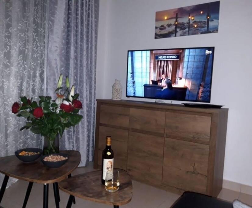 Renovated Apartment With Garden And Parking Space Peraía Extérieur photo